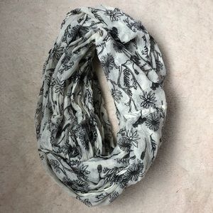 Infinity Scarf - black/white patterned